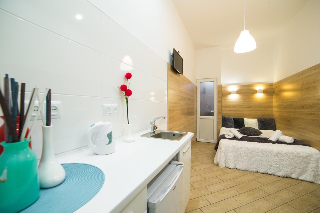 Mini Economy apartments- Filatova 10 Leopoli Esterno foto